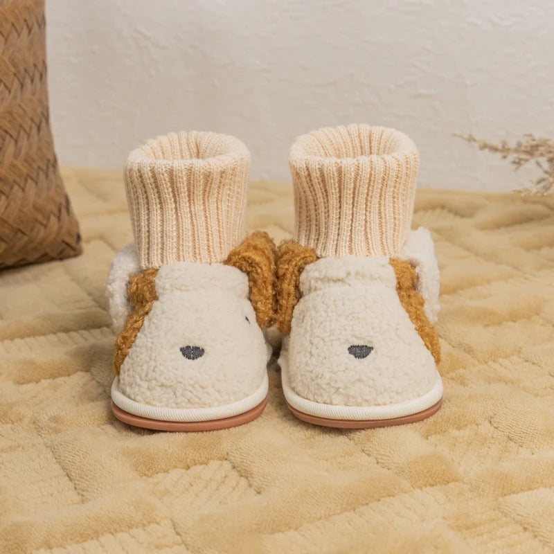 Infants animal design booties SHO