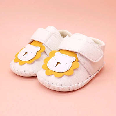 Lion embellished soft sole first walking shoes SHO