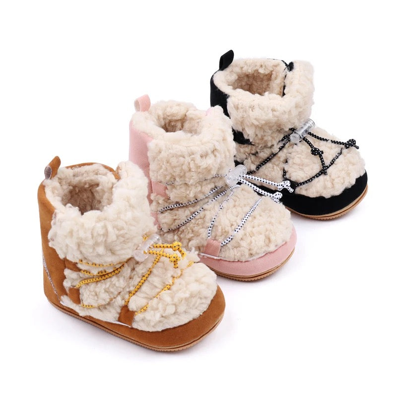 Infants winter snow boots lace up detailing SHO