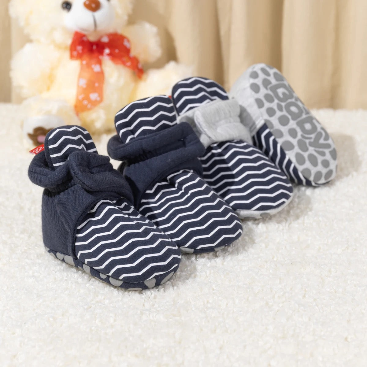 Infants cozy thermal booties SHO