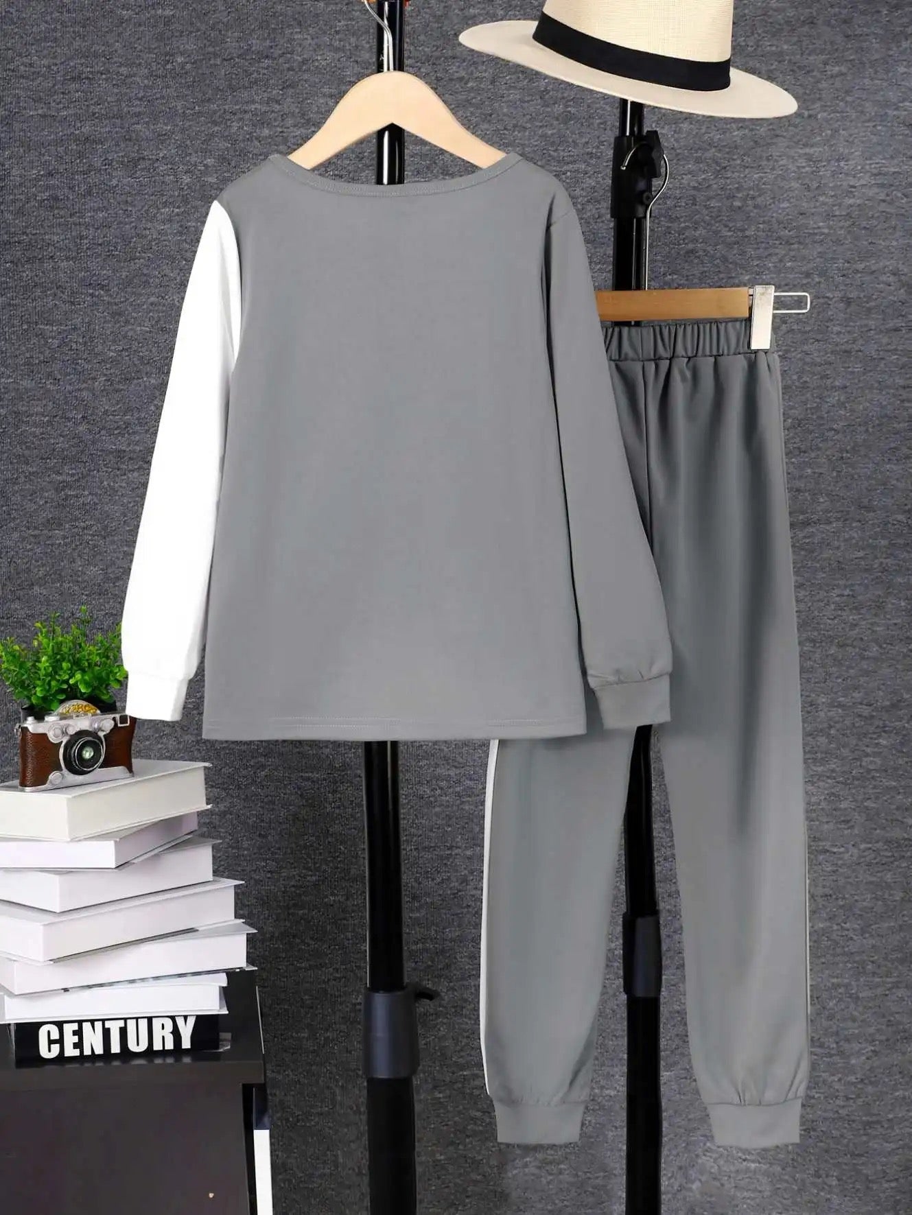 Kids 2 pc tracksuit set FSH