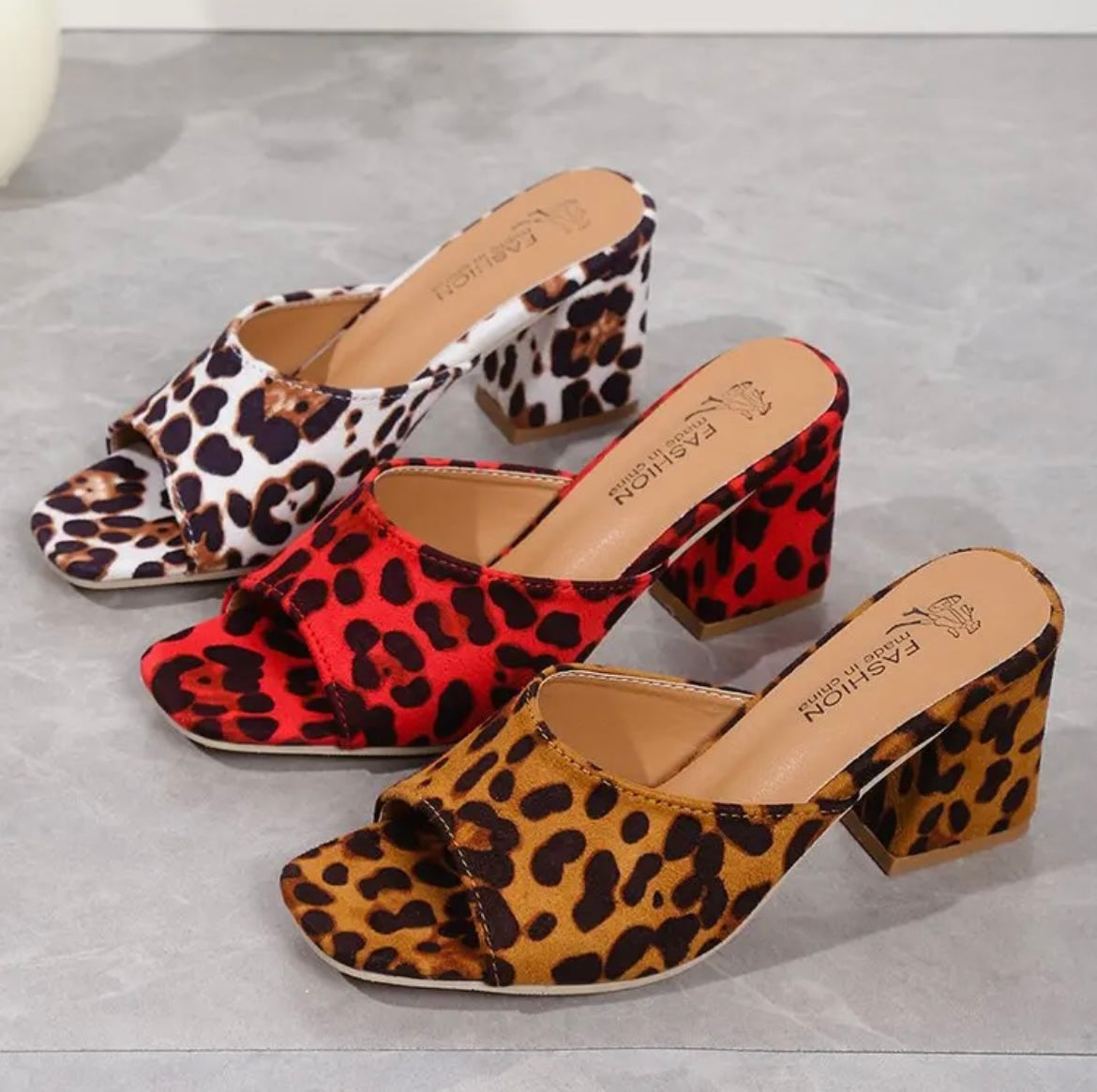 Women leopard pattern slipper square head thick heel