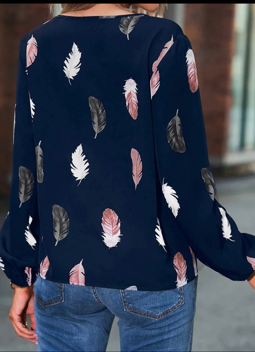 Women long sleeve loose fitting v neck feather print top