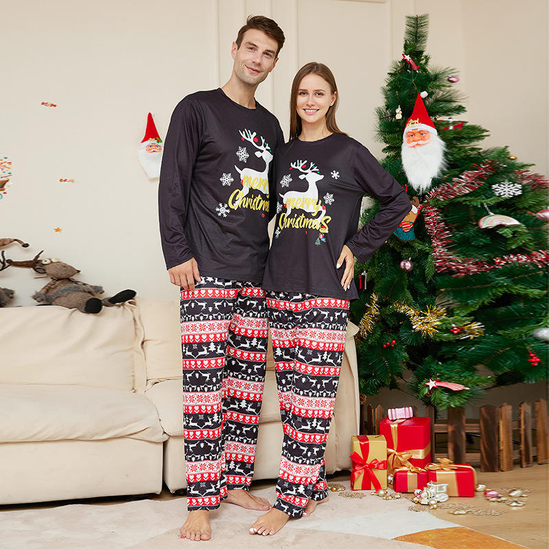 Christmas Cartoon Reindeer Letter Round Neck Pajamas Set For Families, Loose And Casual Parent-Child Home Clothes