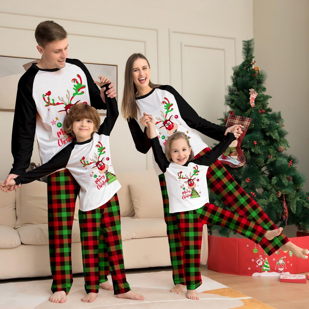 Christmas Cartoon Letter Pattern Print Parent-Child Round Neck Long Sleeved Two-Piece Pajamas