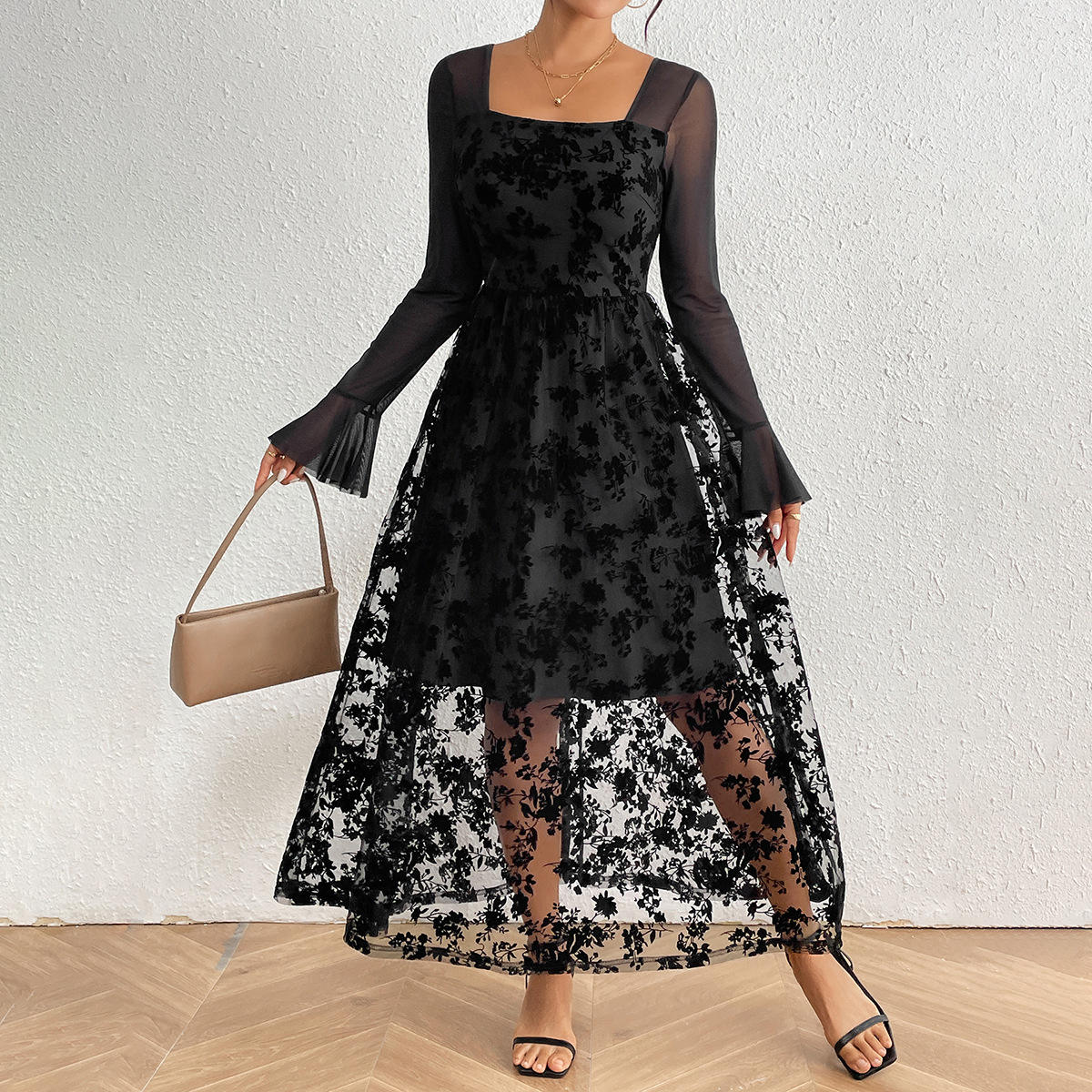 Women's Fashion Elegant Black Lace Mesh Embroidered Splicing Inner Long Sleeve Dress