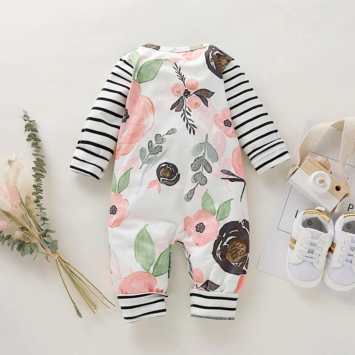 Baby girl sleeper bodysuit